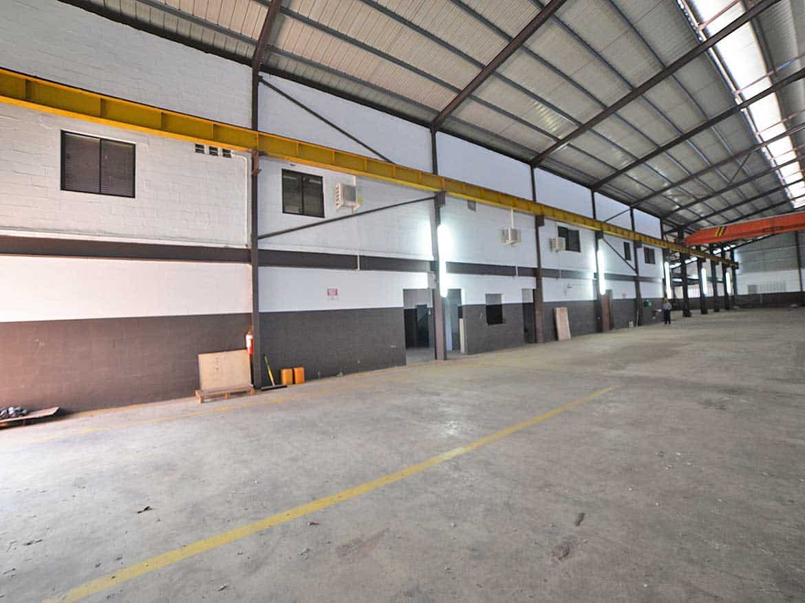 e TecK Building at O’meara Cornerstone- Interior view of the e TecK Building at O'meara, showcasing industrial warehouse space.