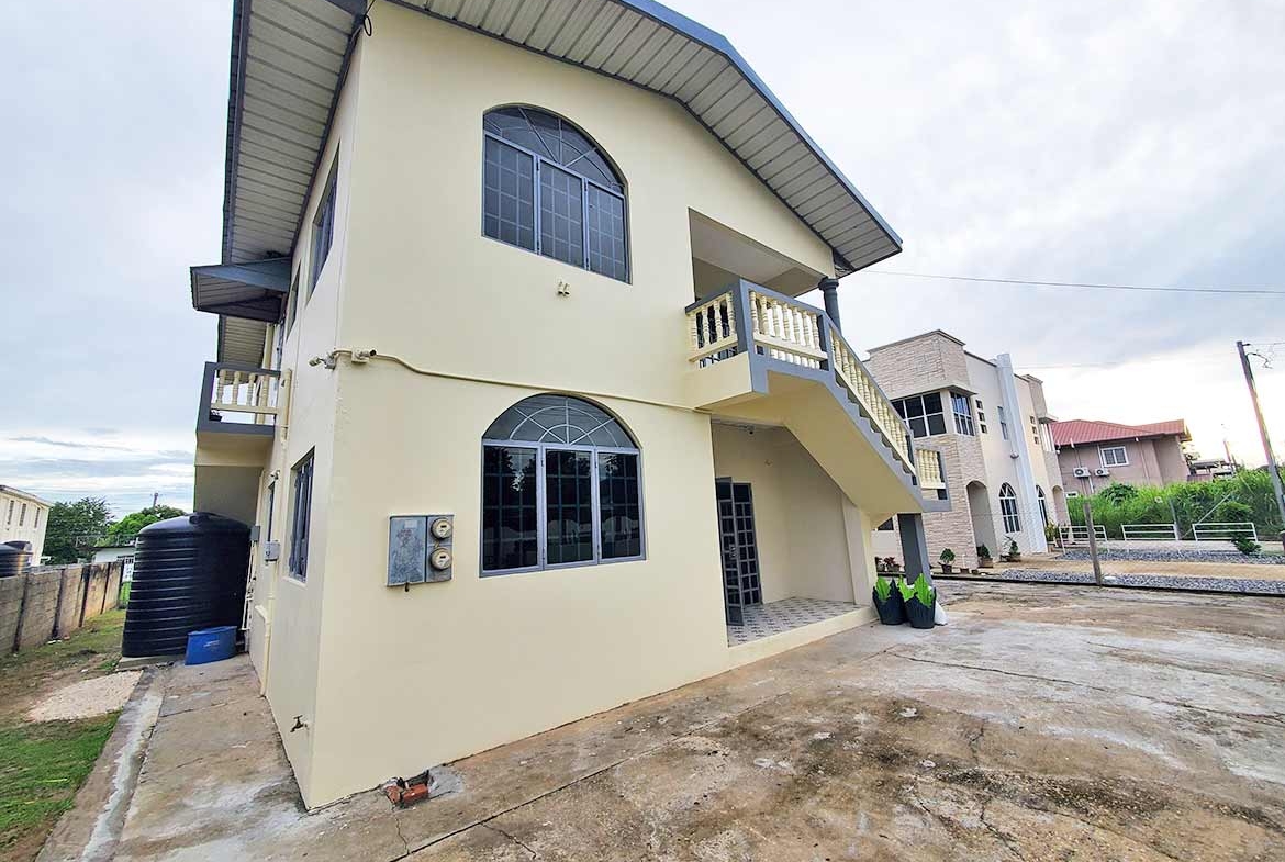 Davis Court, Arima