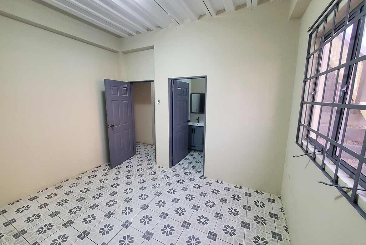 Davis Court, Arima