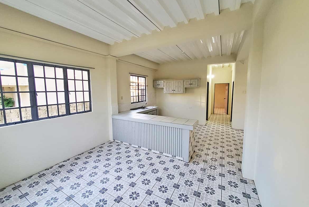Davis Court, Arima