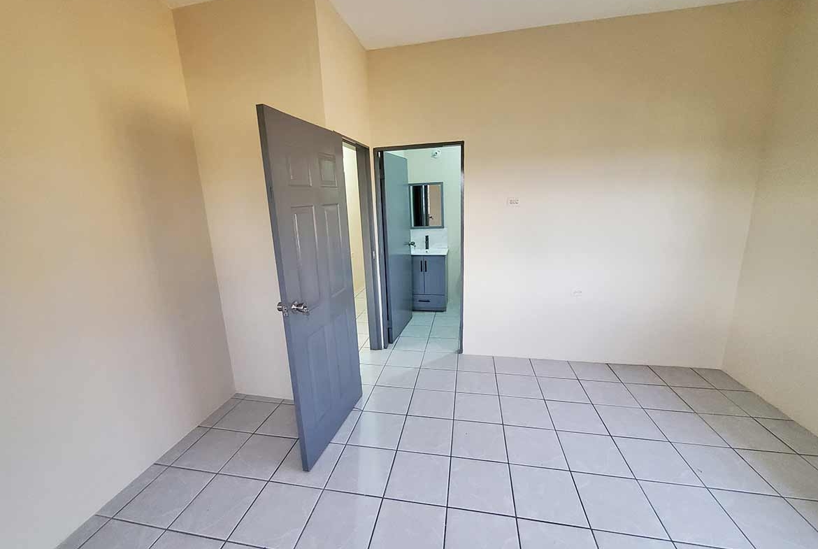 Davis Court, Arima