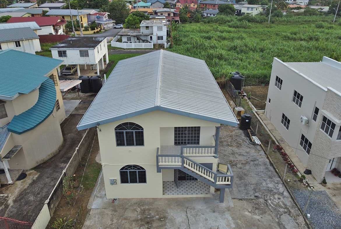 Davis Court, Arima